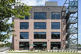 Roam Peachtree Corners