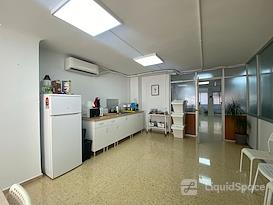 NIDUS COWORKING & OFFICE