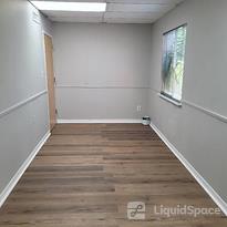 Crealde Business Center LLC