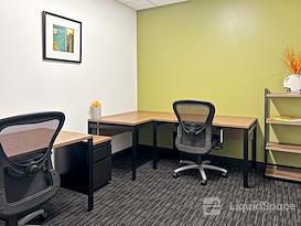 Regus || Lankershim Plaza