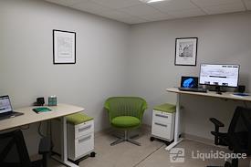 Agora Coworking - Grayslake