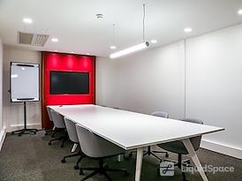 Regus | Saint Quentin, Stop & Work Saint Quentin