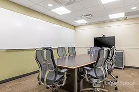 Regus | 600 Third Avenue