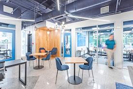 Expansive - Main Street