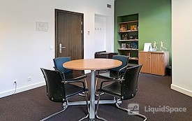 Regus | RIGA, Terbatas