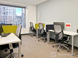 Regus | 401 North Michigan