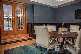 Wilshire 1001 Premium Flex Space & Coworking Solutions