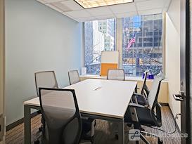 Regus | 600 Third Avenue