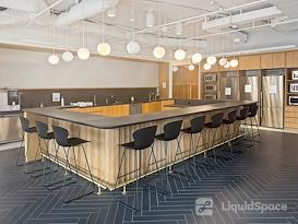 Signature | Washington - 600 Mass Ave