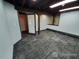 Regus || Plano Shops at Legacy