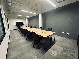 560 Flex by Cummins Station