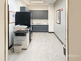 Regus | Renaissance at Colony Park