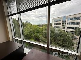 (STO) Hall Office Park