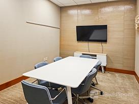 Regus | Rochester - 318 Commons