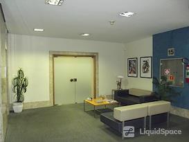 Locus Coworking Avenida Paulista - Salas, Escritórios Mobiliados e Endereço Fiscal