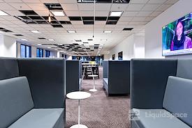 CorporateCubes.Co - 333 Collins