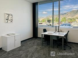 Regus | UT, Logan - Main Street