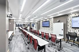 Jay Suites - Fifth Avenue Location