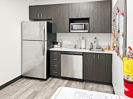 HQ | WA, Bellevue - NE 4th St