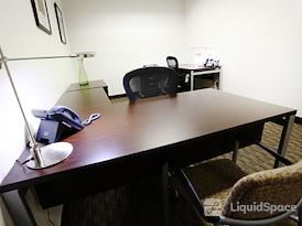Regus | Stadium Towers Plaza