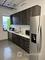 Luxury private office space in Marina del Ray