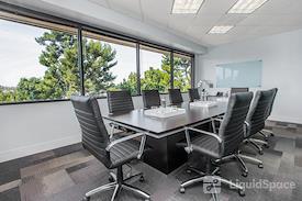 (CTR) Centerstone Plaza