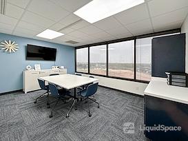 Regus | Lubbock - Pyramid Plaza