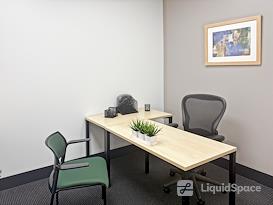 Regus | Freehold