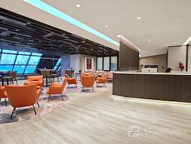 Central | New World Tower