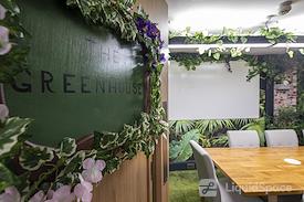 DeskLodge Beacon Tower