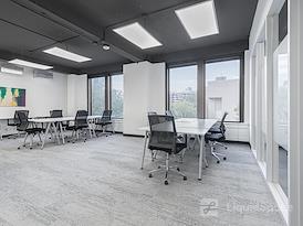 Expansive - Katy Building