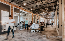 Common Desk - Anderson Lane