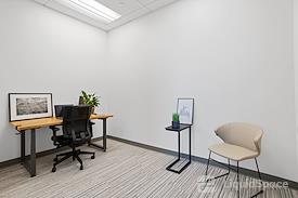 Office Evolution - Golden