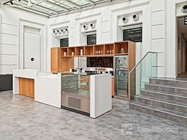 SPACES | Vienna, Schwarzenbergplatz