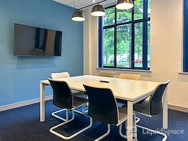 HQ | BELFAST, Weavers Court