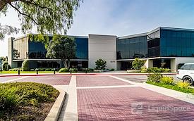 (VON) Von Karman Corporate Center