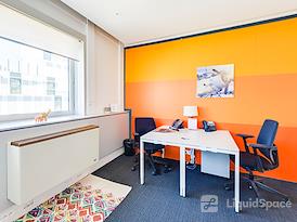 HQ | ROISSY HQ, Airport