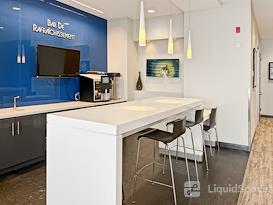 Regus | Pointe Claire - Montreal Airport