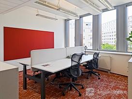 Signature | Prague, OFFY