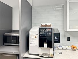 Regus | One Corporate Center