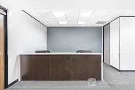 Regus | Northwest Freeway