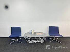 HQ | Stuttgart, HQ Offisto