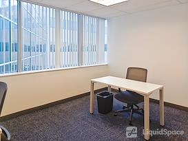 HQ | NY, Holbrook - Veteran Memorial Hwy