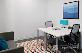 Regus | Trade and Tryon