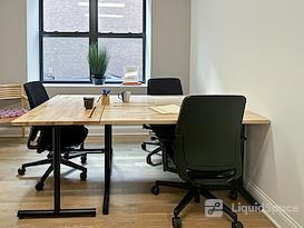 Regus | Chicago - N Green St