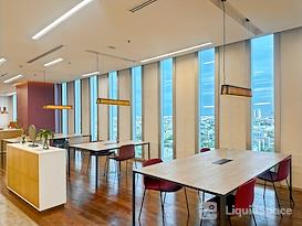 Regus | BANGKOK, Bhiraj Tower at Bitec