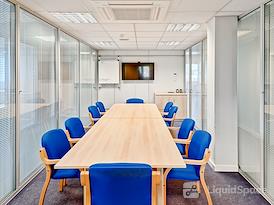 HQ | Portchester, Castle Court