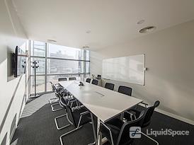 Regus | Leeds Princes Exchange