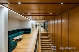 WorkLife Office Suites by Industrious - Penn 1