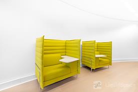 Regus | Roermond, Looskade